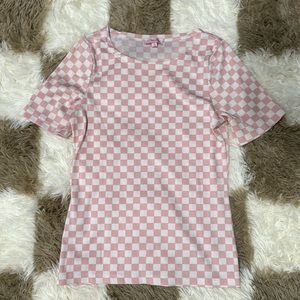 Pink lily tee
